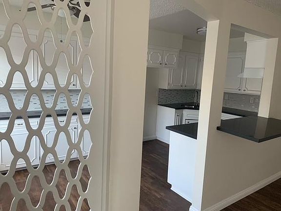 5th image of 1254 E 1st St #2X2