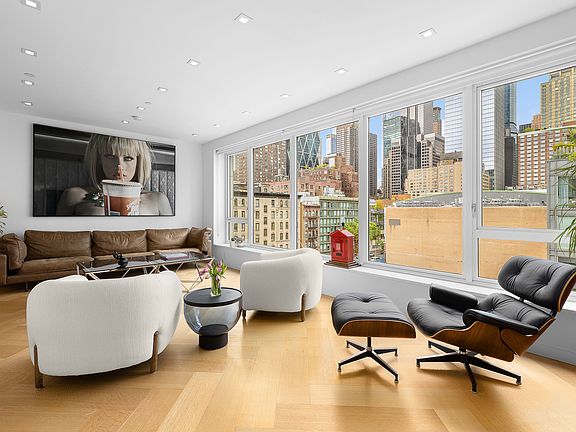 3rd image of 805 9th Ave #Penthouse