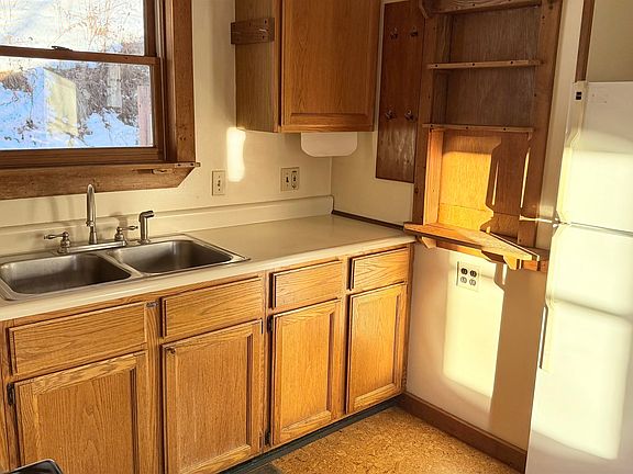 5th image of 806 Vt Route 15 W