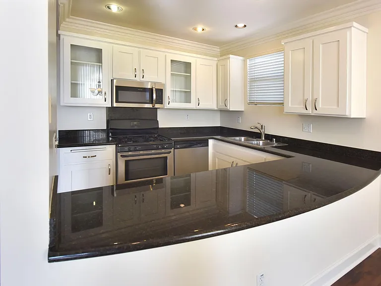 4217 Dixie Canyon Ave #305 — Photo 6