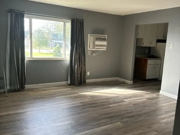 1221 E Broadway #1, Centralia, IL 62801