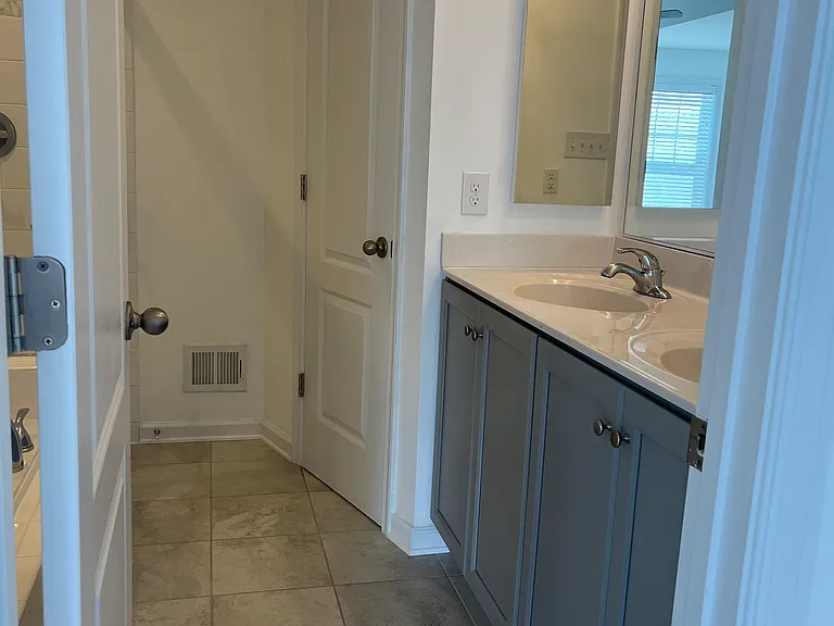 100 Oflannery Ct — Photo 15