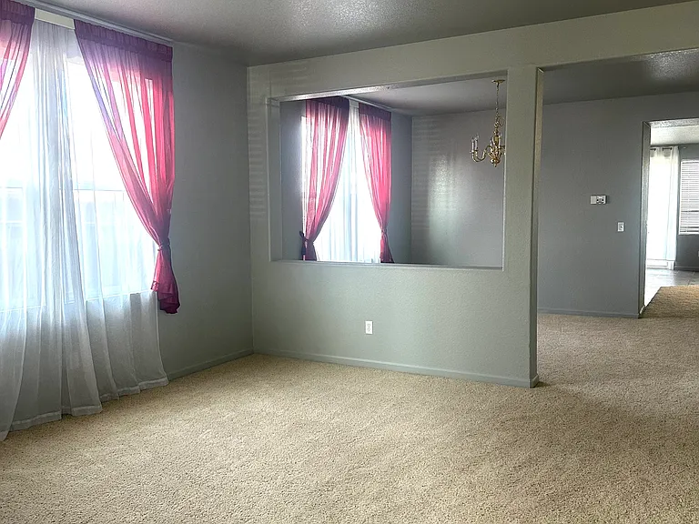 10121 Schuler Ranch Rd — Photo 2