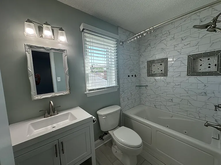 4149 Macarthur Rd — Photo 20