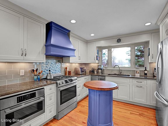 4th image of 4401 Starlite Ln