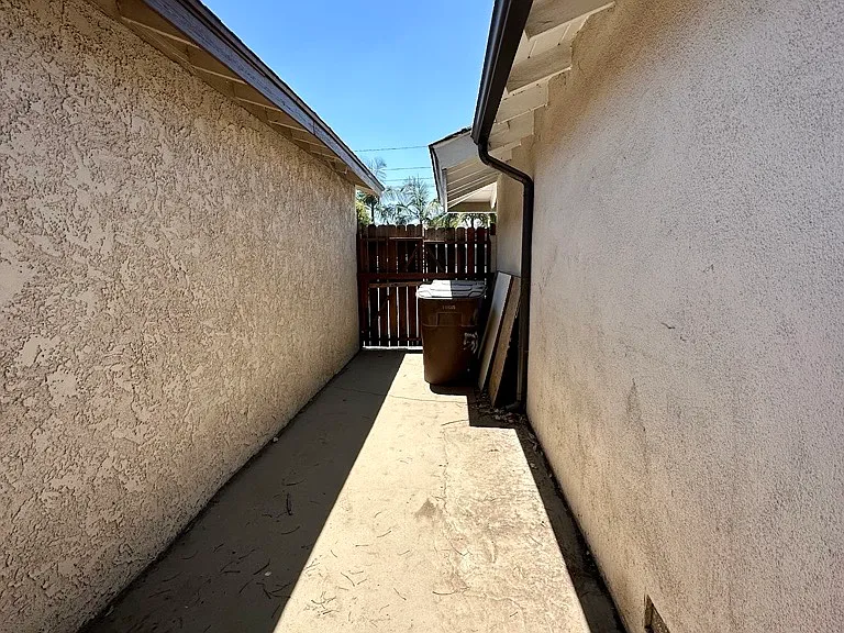 5331 Buffington Rd — Photo 16