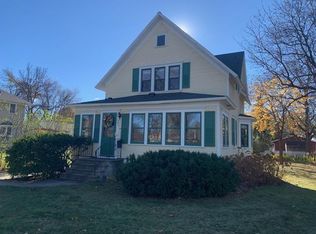 725 6th St W, Hastings, MN 55033