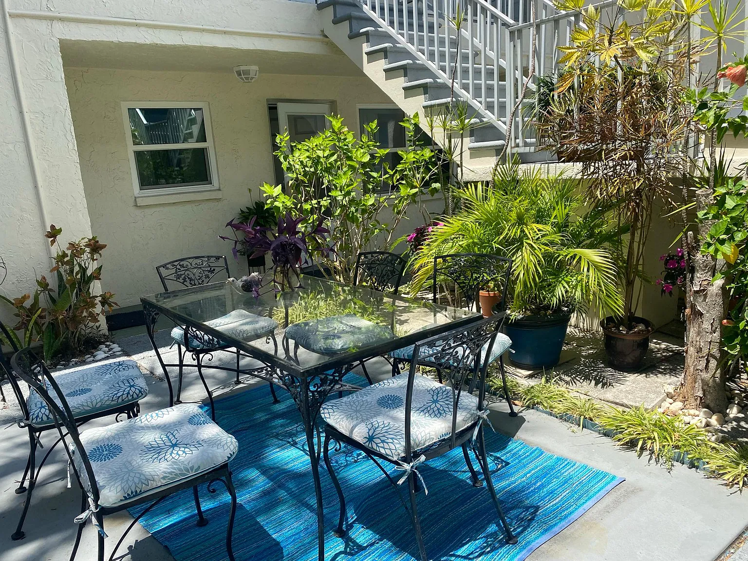 2 bed, 840 sqft, $2,000 — Photo 4