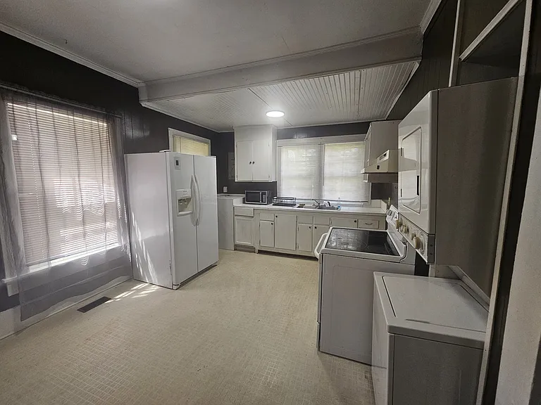 3829 Stevens St — Photo 15
