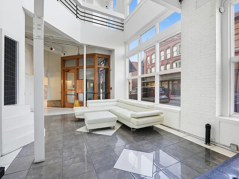 15 Park St #201 — Photo 1