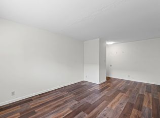 508 W White St #11, Champaign, IL