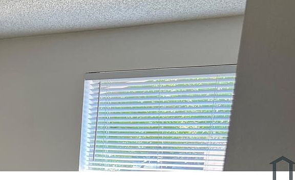 5th image of 5804 Shadow Creek Dr APT 3