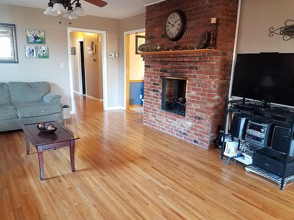 5th image of 1527 N Roosevelt Ave