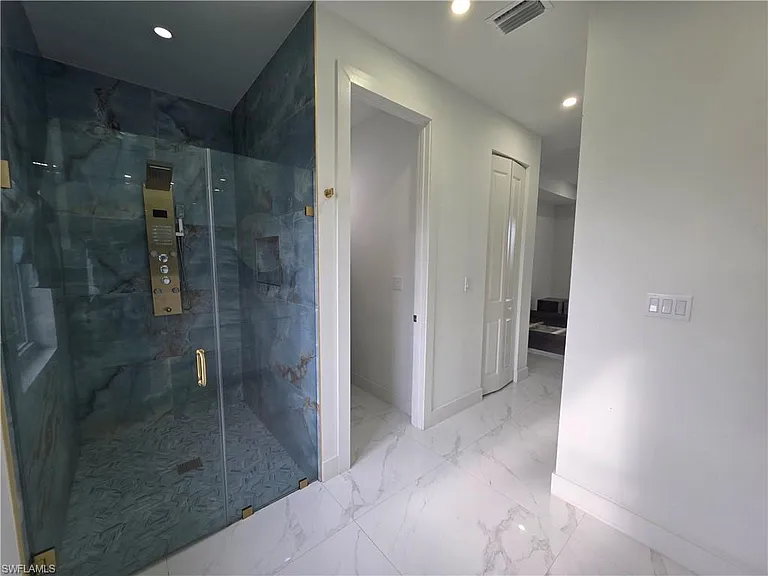 331 Nelson Rd N — Photo 24