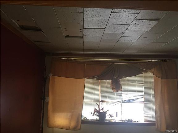 3rd image of 5210 Isherwood Dr