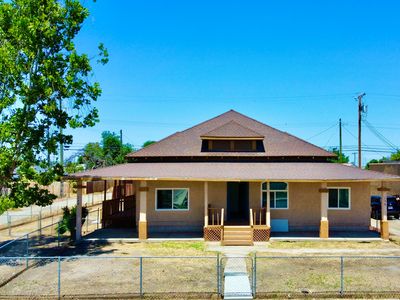 128-130 E 1st St, Buttonwillow, CA, 93206