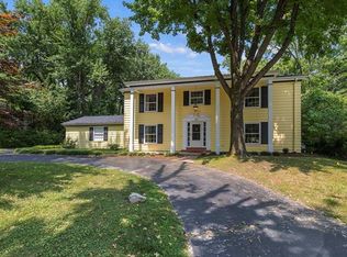 163 Southdown Dr, Chesterfield, MO 63017