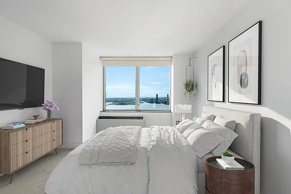 Rented by Compass | media 10