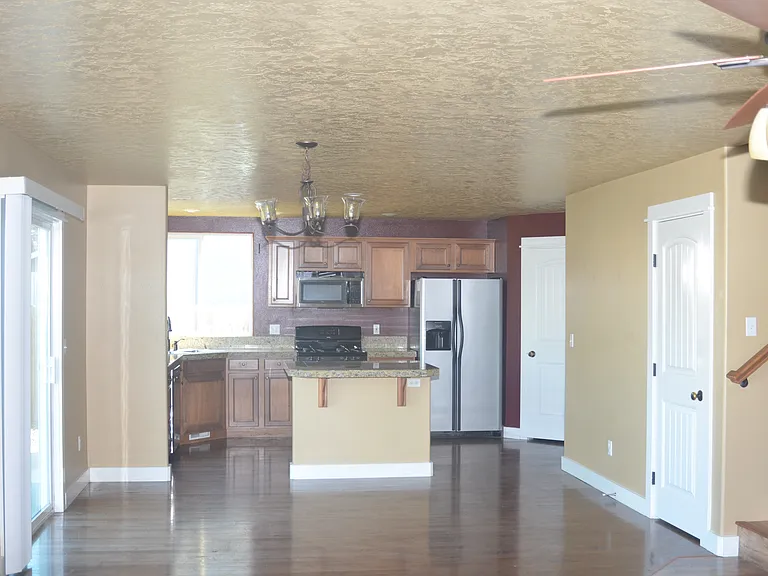 W Lost Rapids Dr — Photo 2