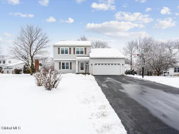 13 Sierra Trace, Ballston Lake, NY 12019