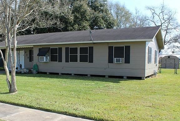 4th image of 412 Scott Ave