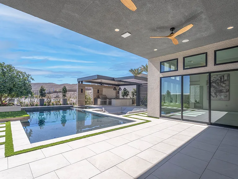 10949 Rossa Peak Ave — Photo 62