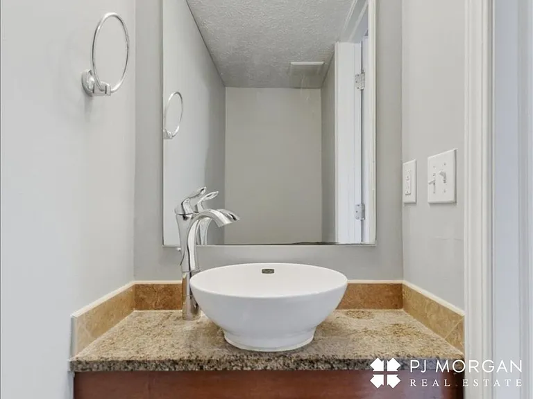 Mill Pointe — Photo 11