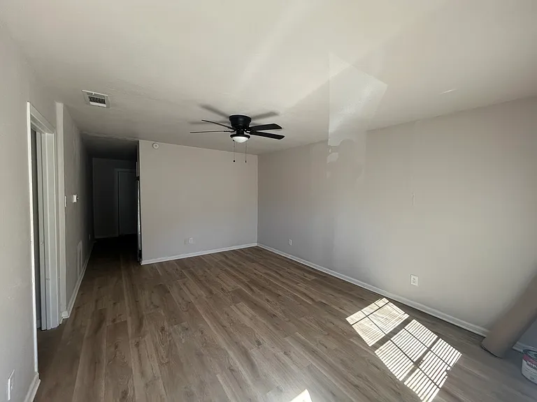 Sunny Terrace Seagoville — Photo 12