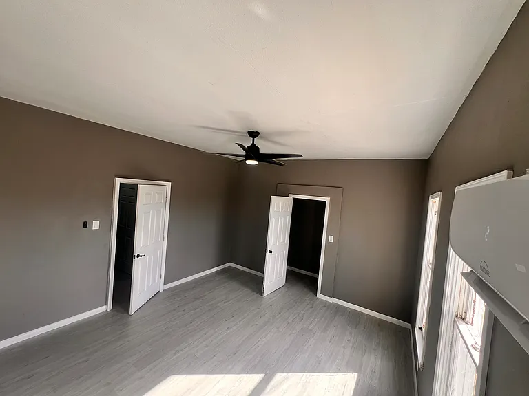 1012 Hancock Ave — Photo 8