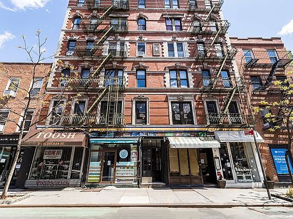5th image of 259 Bleecker St #37