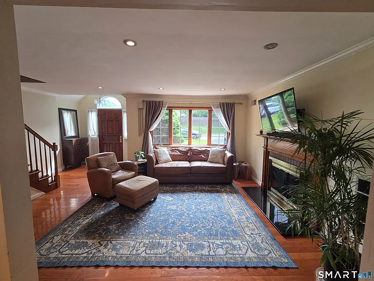 156 Fieldcrest Dr — Photo 16
