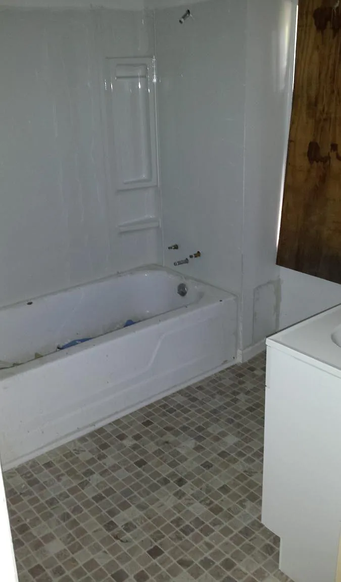 3 bed, 1448 sqft, $1,300 — Photo 3
