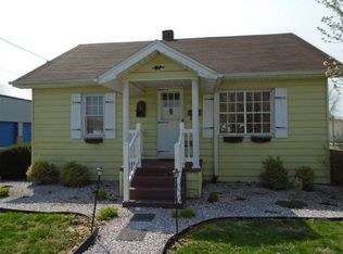 111 SW 2nd St, Loogootee, IN 47553