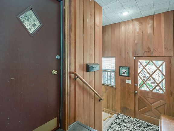 3rd image of 125 17th St