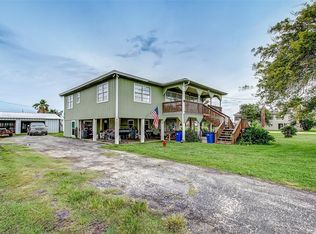 1221 Pickney Ave, Pt Bolivar, TX 77650