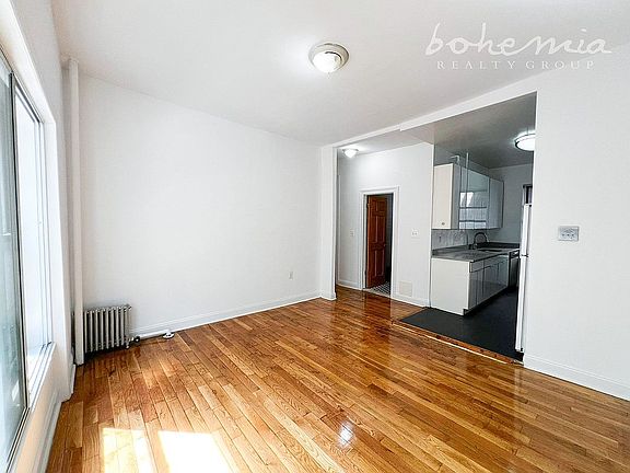 5th image of 607 W 139th St #A2