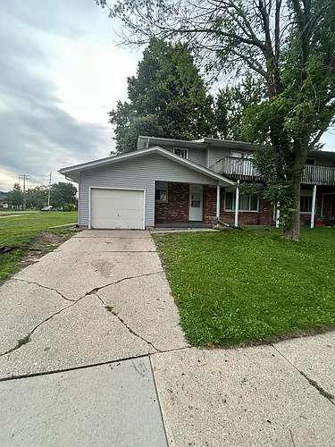 3001 Churchill Dr Photo 1