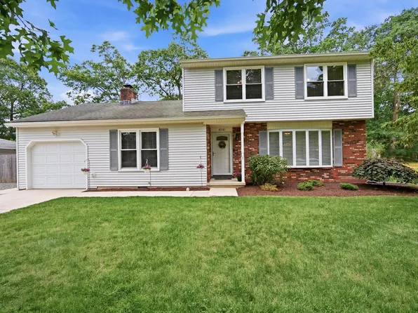4240 Fairway Cir, Mays Landing, NJ 08330