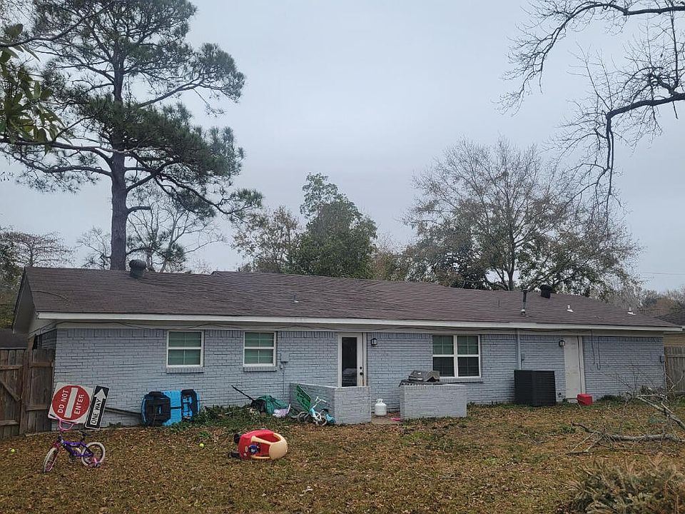 1st image of 129 Deanna St