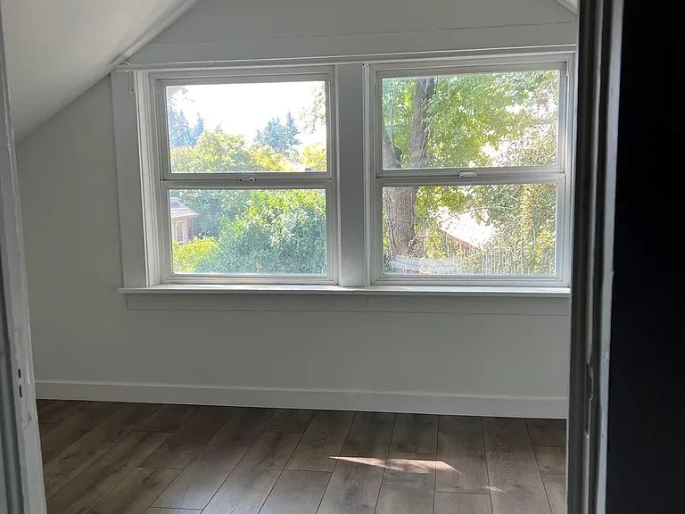 3720 SE Caruthers St — Photo 11
