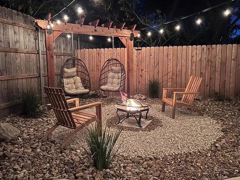 919 Hideaway Cir — Photo 18