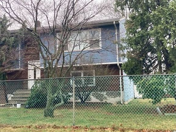 2nd image of 158 Coddington Ave