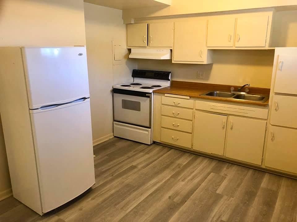 1st image of 4502 N 49th St APT 4
