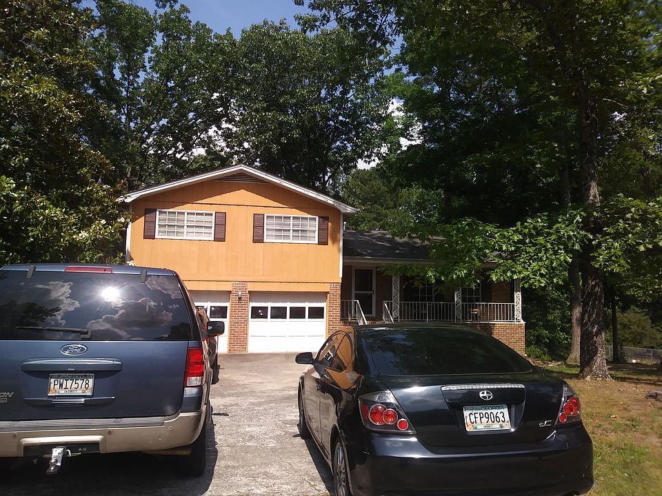 1st image of 2806 Hickory Cir