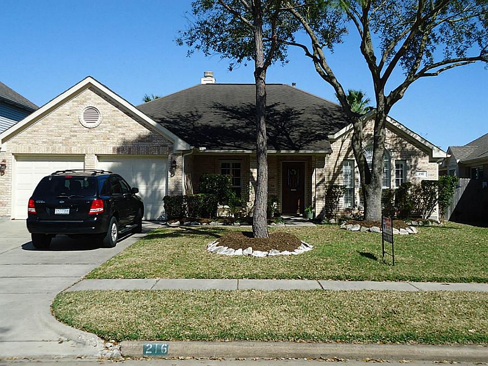 1st image of 216 McVoy Dr
