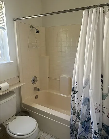 2224 Halsey Cir — Photo 24
