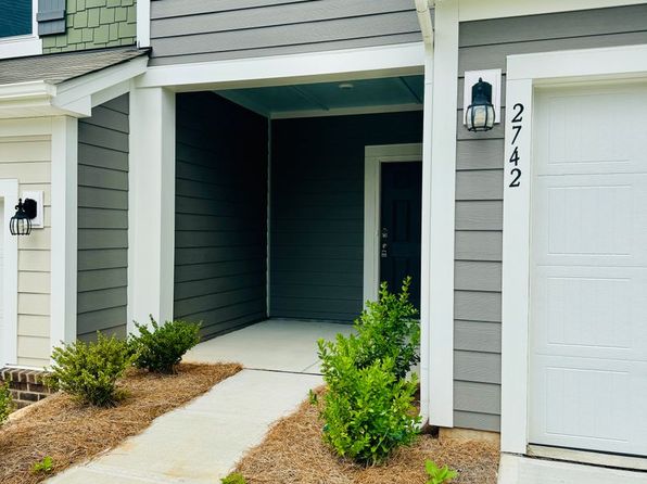 2742 Yeager Dr NW, Concord, NC 28027