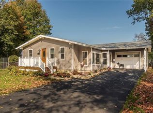 135 Colonial Dr, New Hartford, NY 13413