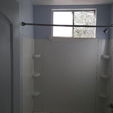 5th image of 1550 W Saint Charles St