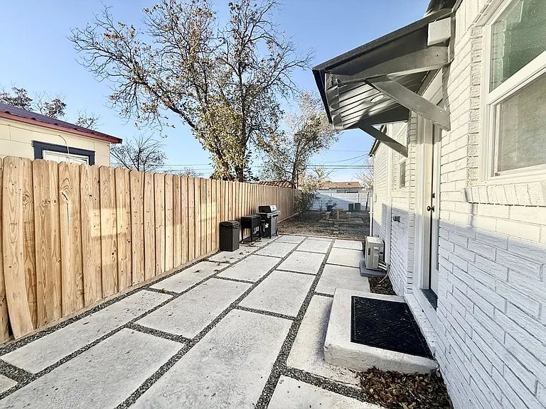 200 Santa Rita Dr — Photo 29
